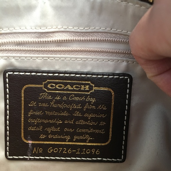 Authentic Coach purse - Picture 4 of 4